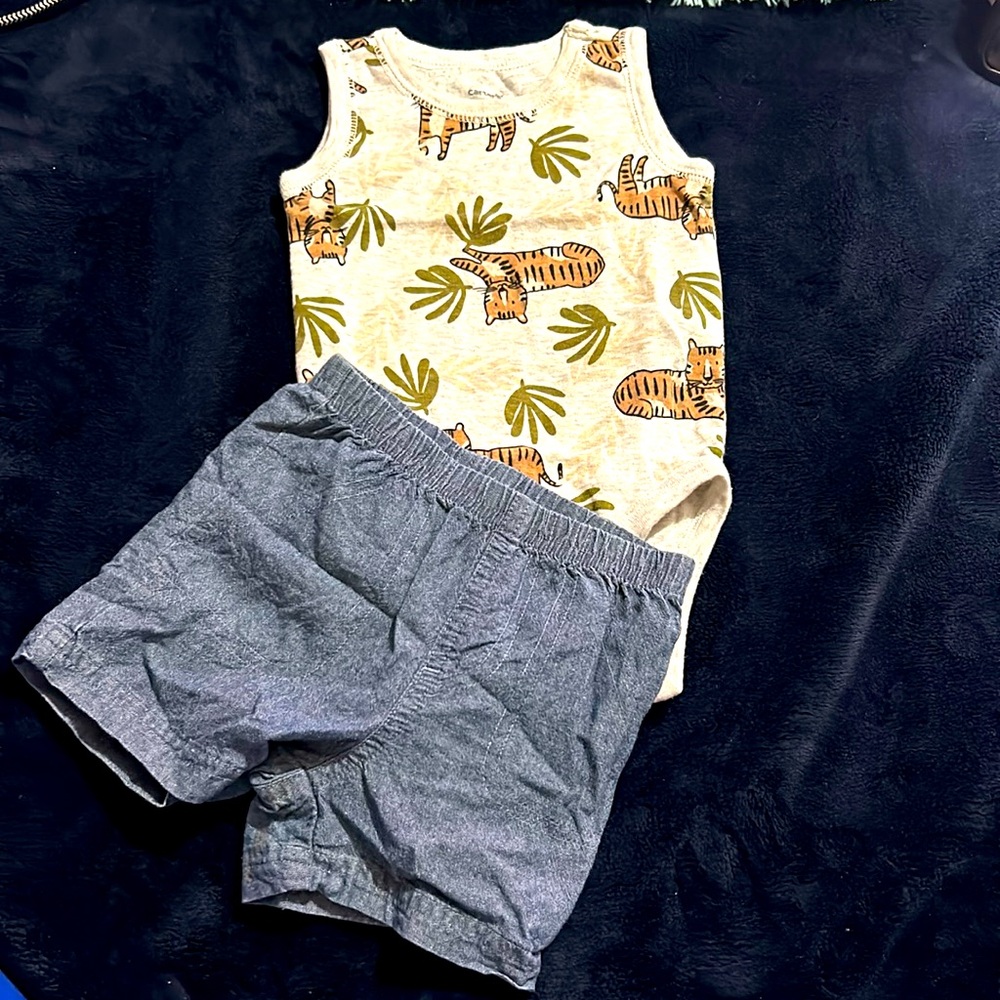3 pieces boy’s set. Perfect for summer time fun